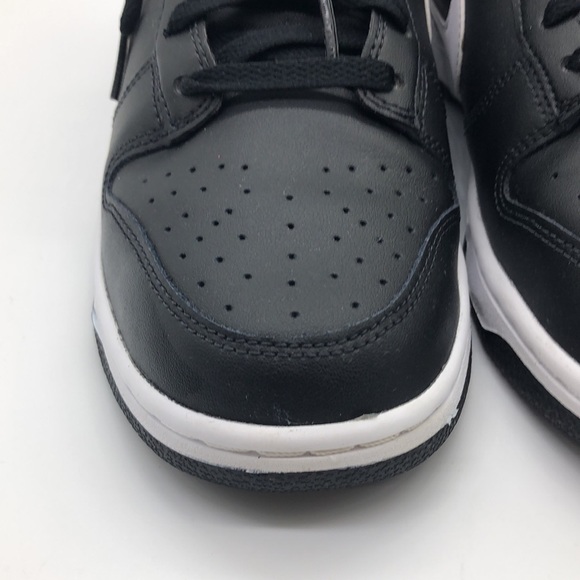 Tried on Mens Nike Dunk Low Retro Black Panda 2.0 DV0831-002 Size 9.5 - Picture 11 of 12
